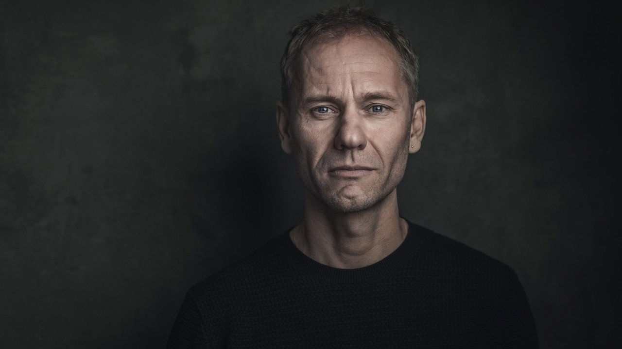 Serious and Organised backdrop