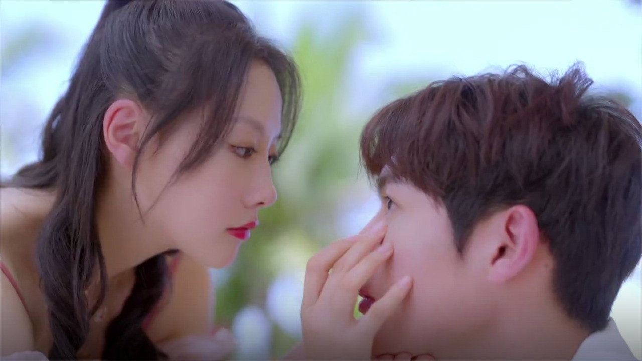 Kiss U Three Times backdrop