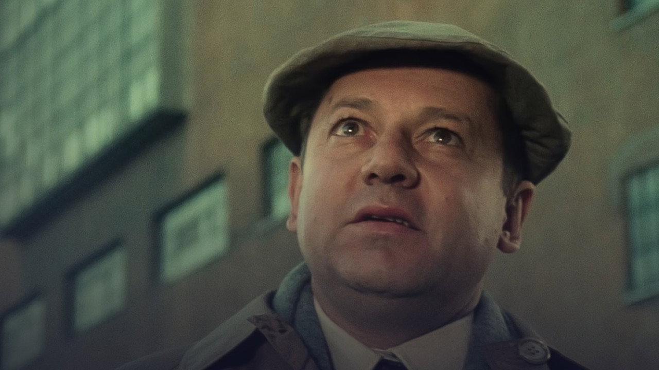 Paolo villaggio backdrop