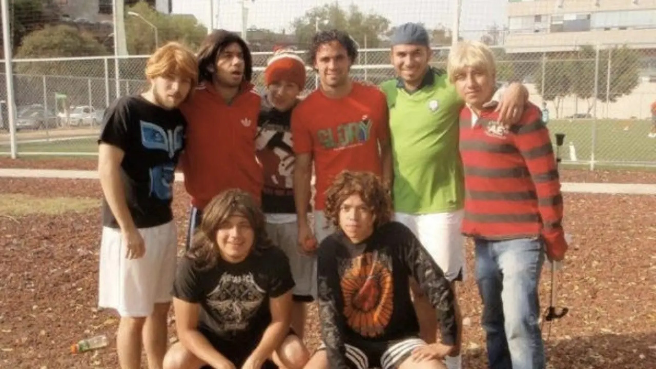 Pelusa Caligari backdrop