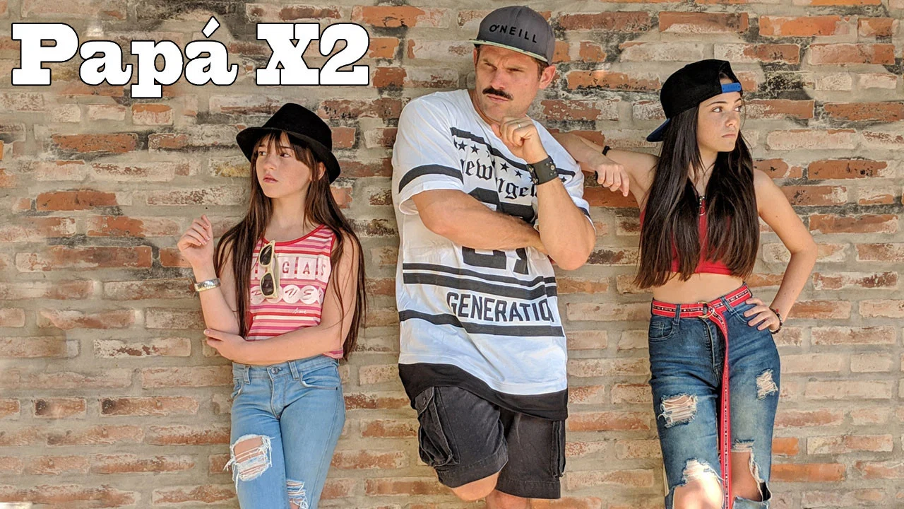 Papá X2 backdrop