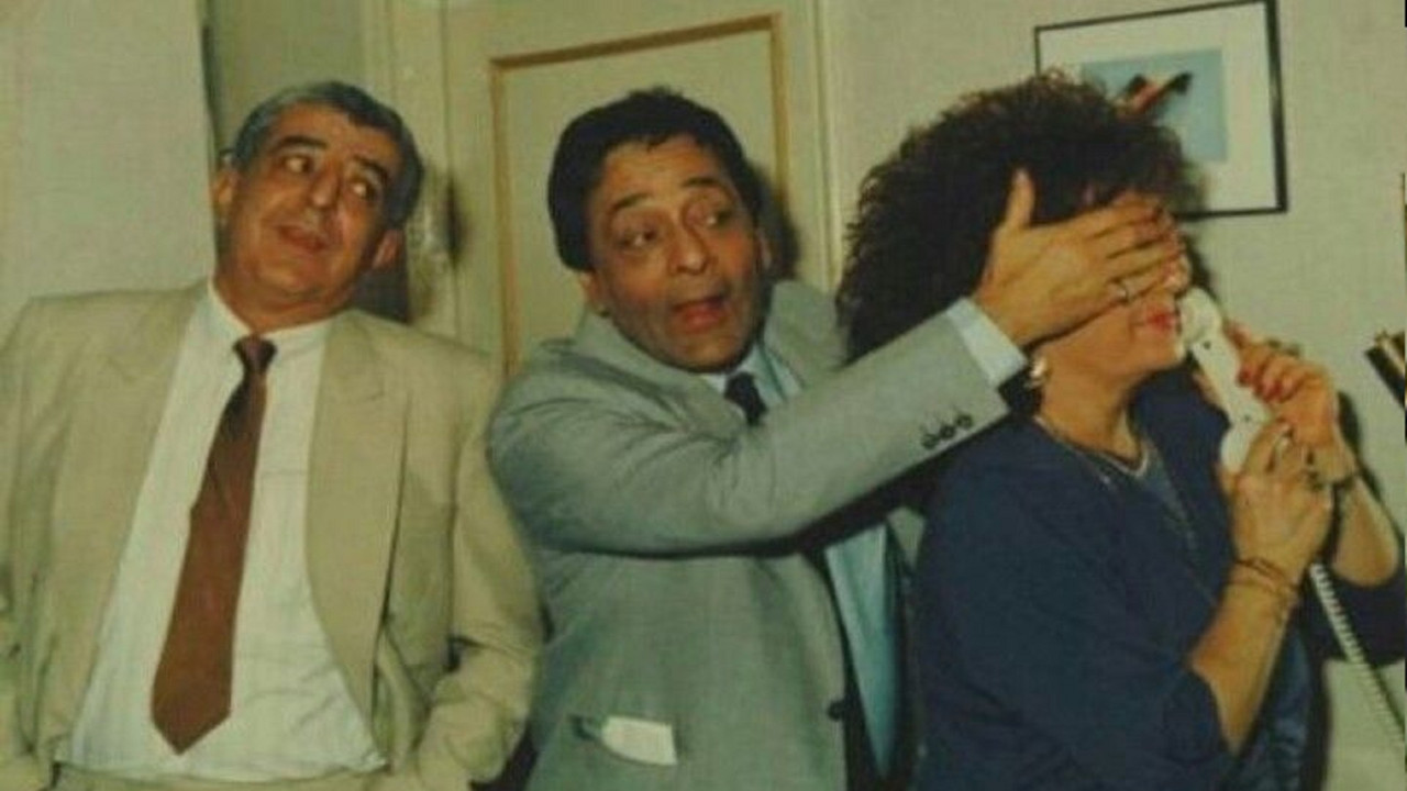 Kuruntu Ailesi backdrop