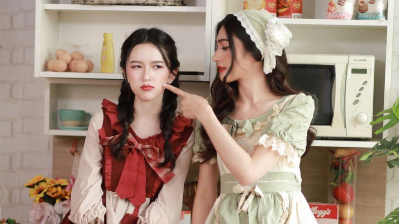 Love in the Rain backdrop