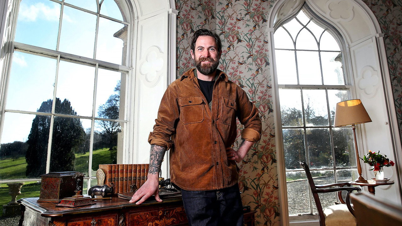 Strawbridge over the Drawbridge backdrop