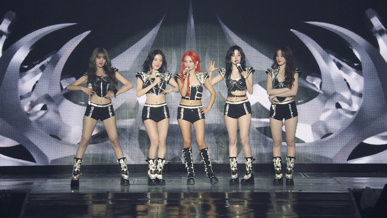 (G)I-DLE - 2024 (G)I-DLE WORLD TOUR [iDOL] IN SEOUL backdrop