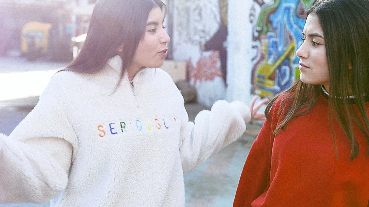 Nour & Fatma backdrop