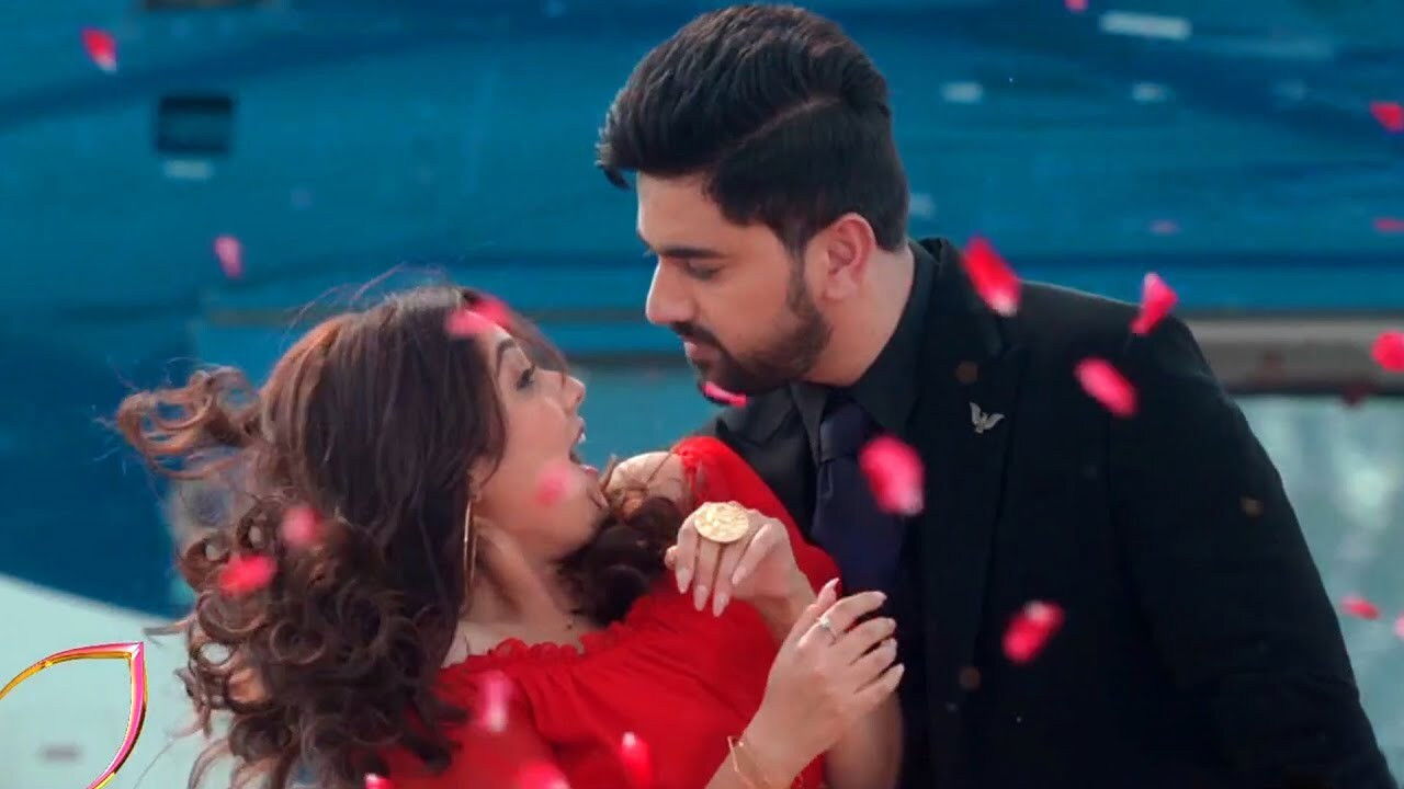 Fanaa: Ishq Mein Marjawa backdrop