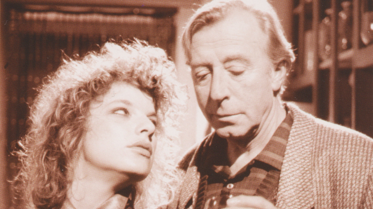 Avec un grand A backdrop