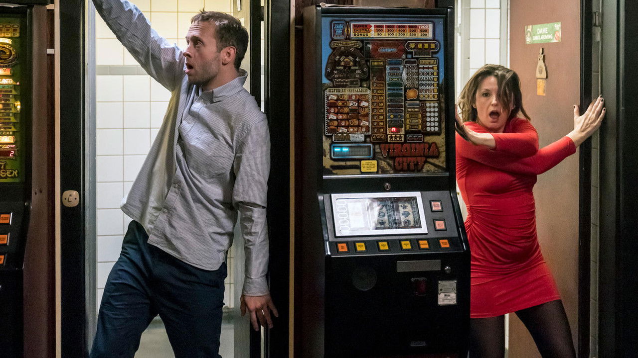 Ditte & Louise backdrop