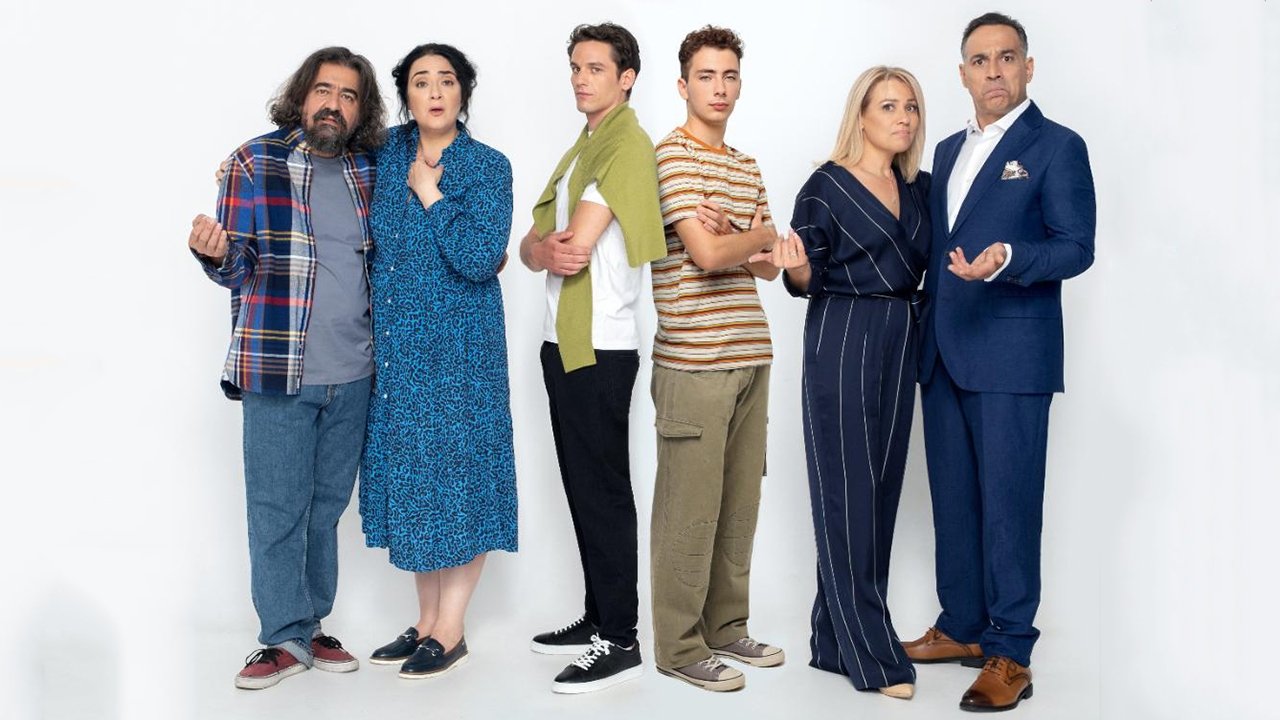 Ποιος Παπαδόπουλος backdrop