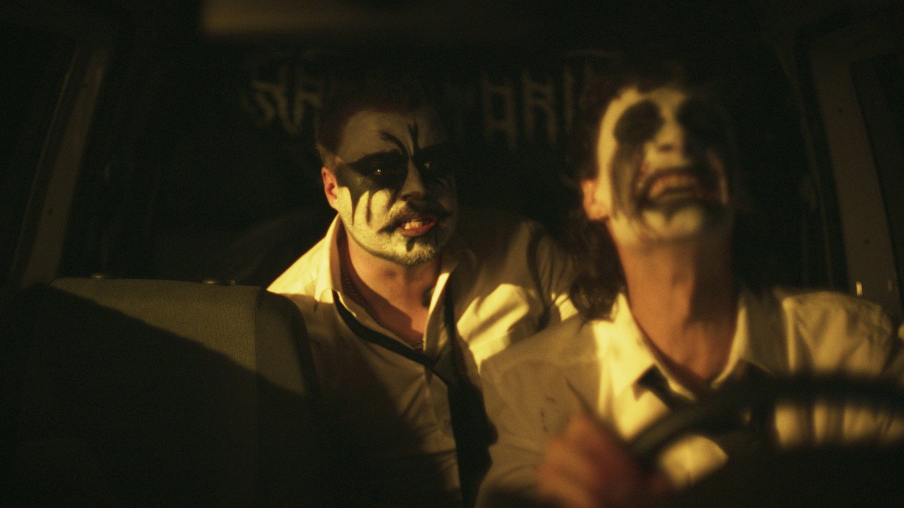 Kissanristiäiset backdrop