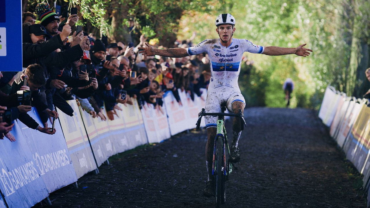 Thibau Nys: Rufus Unchained backdrop