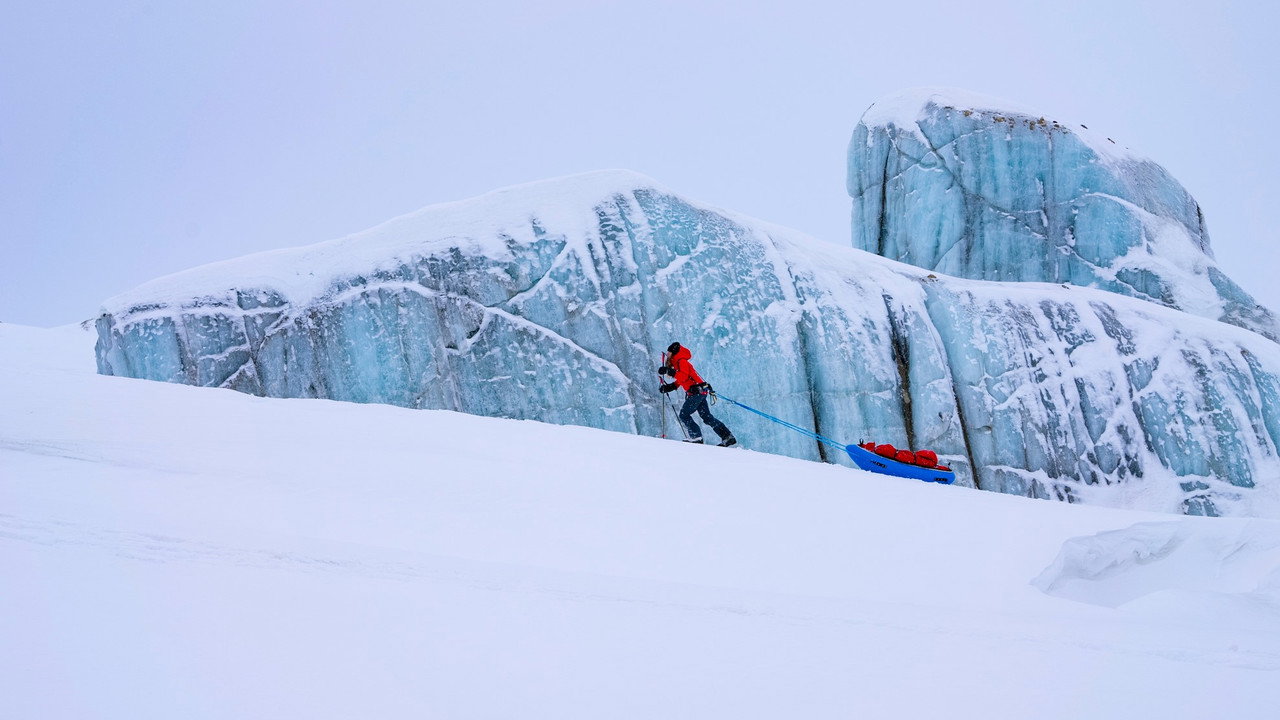 Le dernier glacier backdrop