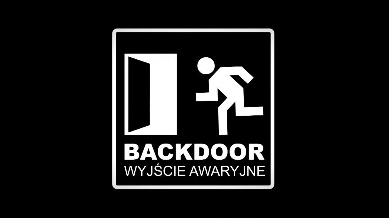 Backdoor. Wyjście awaryjne backdrop