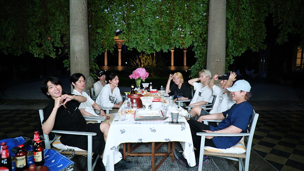 Stray Kids: A Day That Happened to be Filmed backdrop