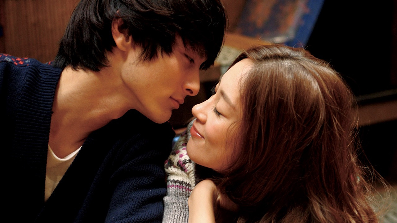 Women Play Twice backdrop