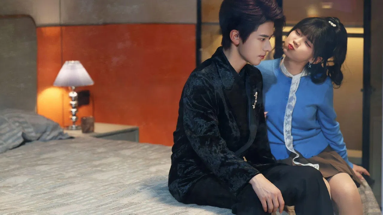 Sweet Blind Love backdrop