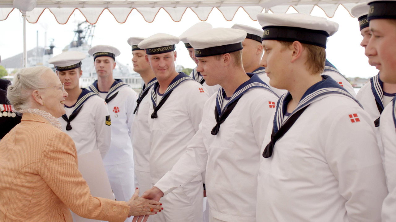 Kongeskibet - I dronningens tjeneste backdrop