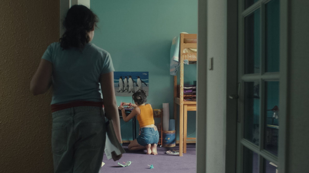 Esmée se pâme backdrop