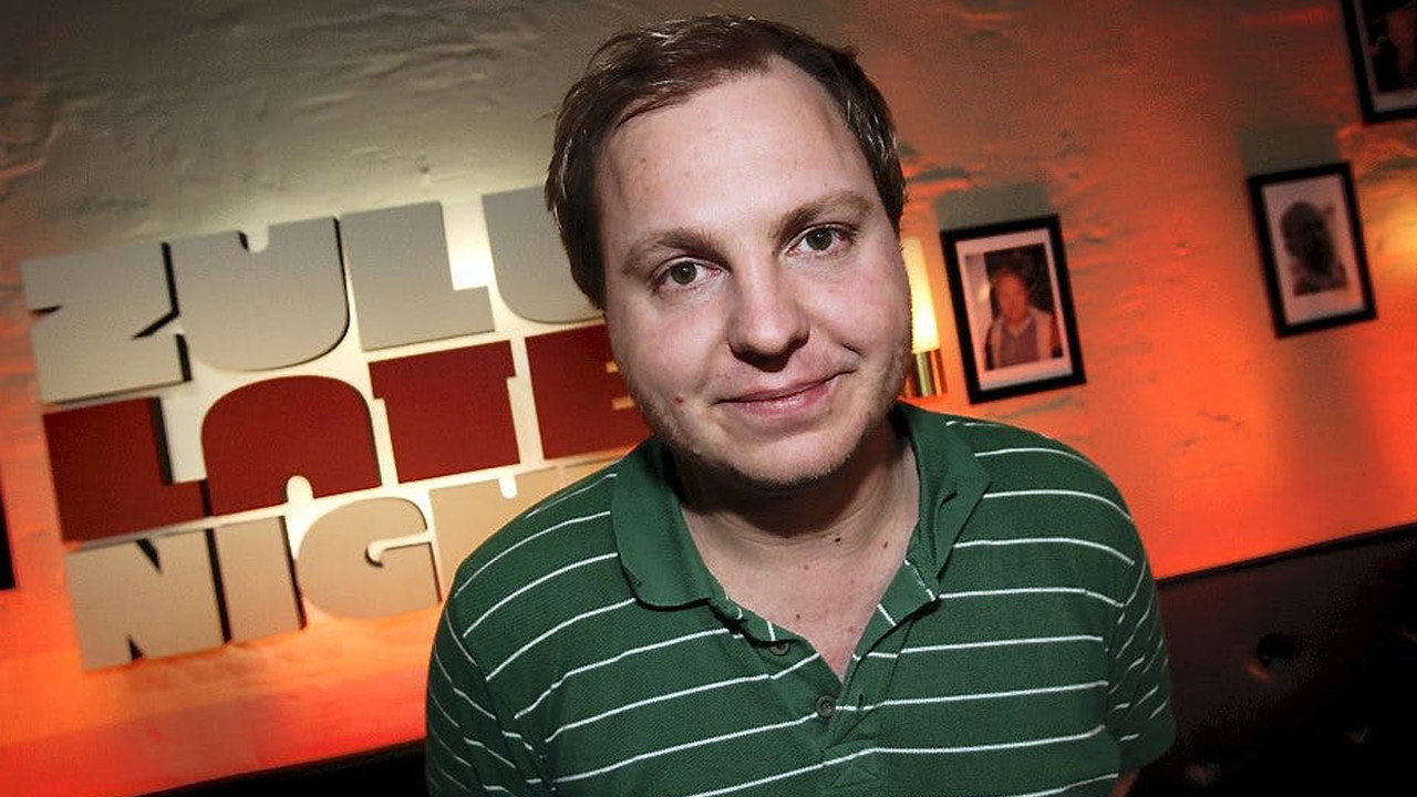 Rune Klans trylleshow: Hokus fucking pokus backdrop