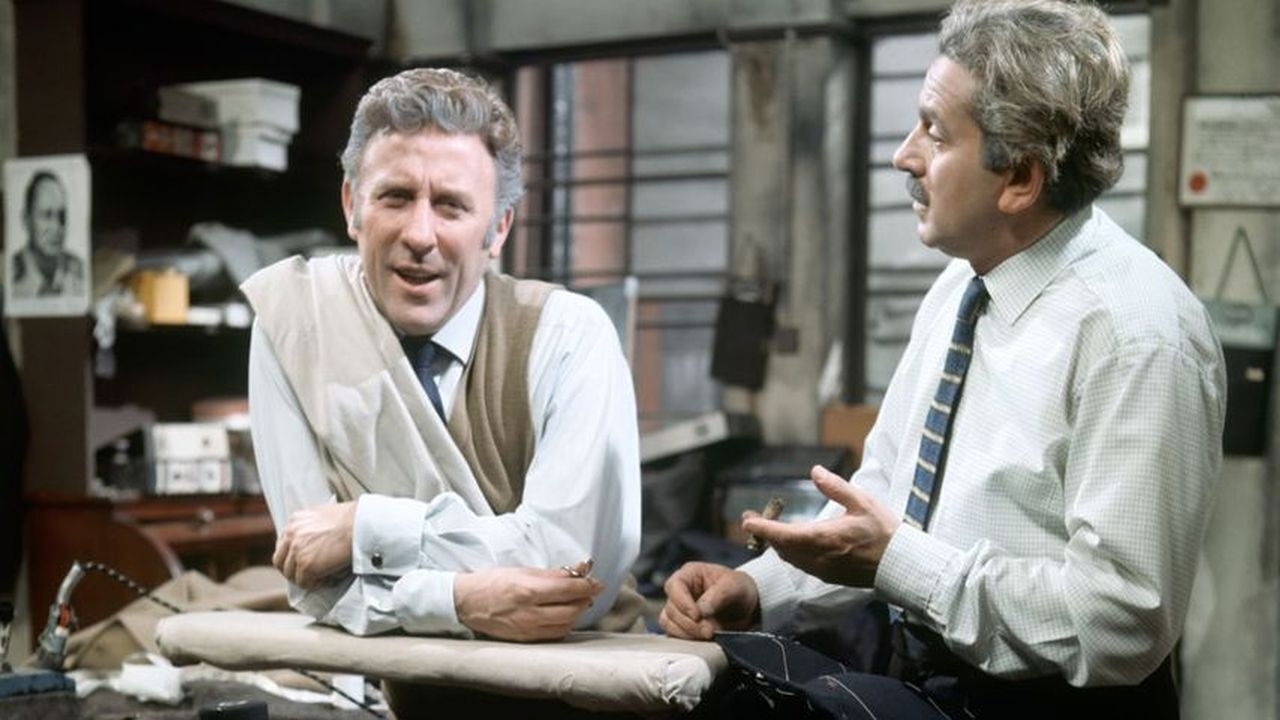 Never Mind the Quality, Feel the Width backdrop