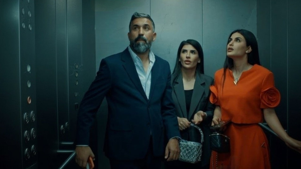 المصعد backdrop