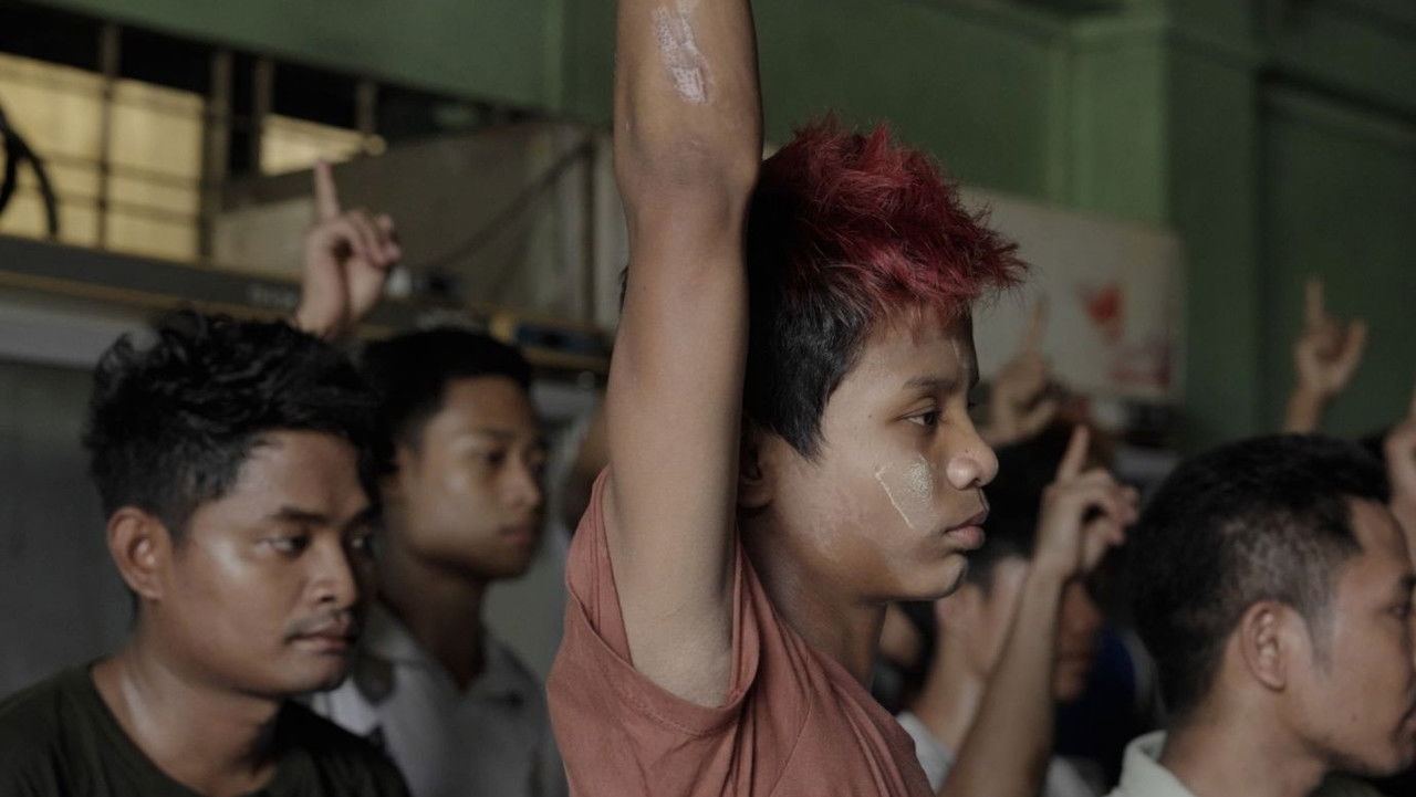 Solitary Wave backdrop