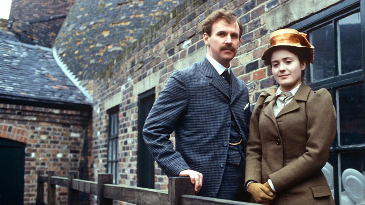 Anna of the Five Towns backdrop