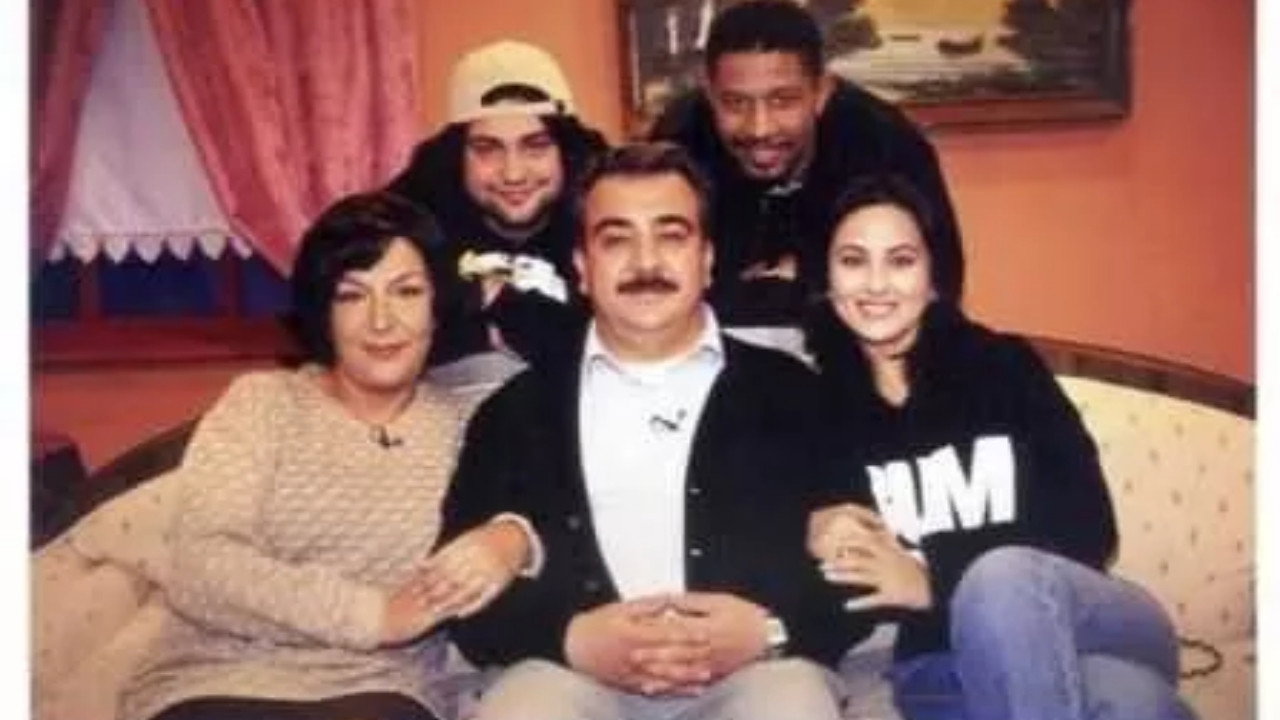 İç Güveyi Billy backdrop