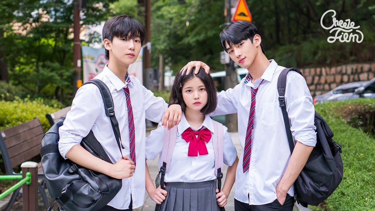 장난스런 남사친 진지한 남사친 backdrop