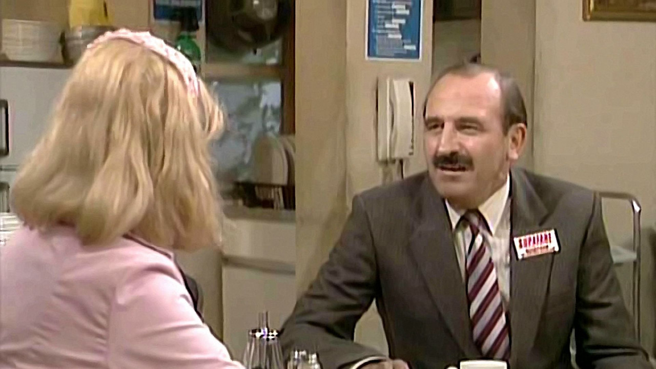 Tripper's Day backdrop