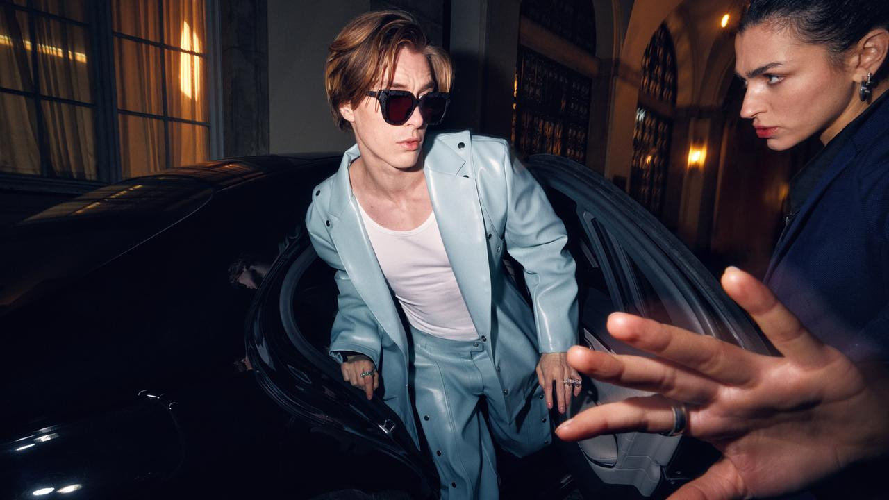 Crystal Wall backdrop