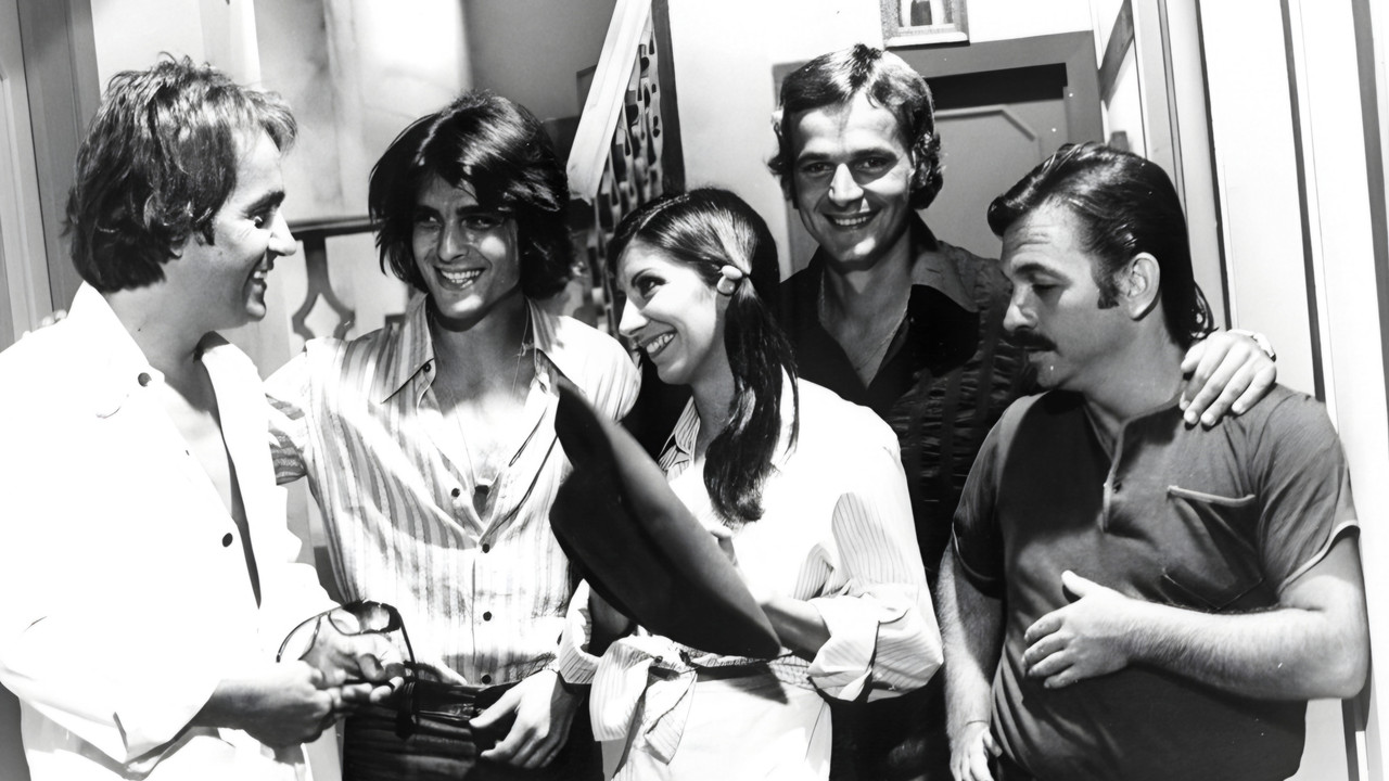 Supermanoela backdrop