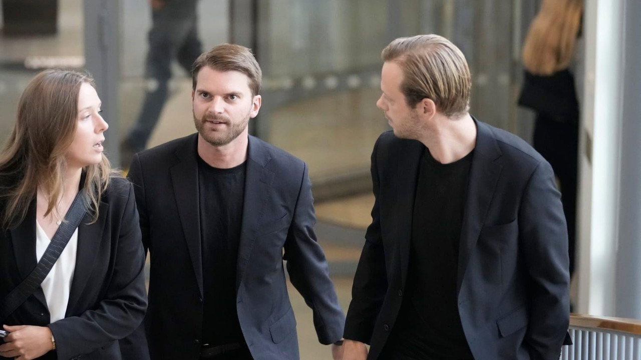 Guldtvisten backdrop