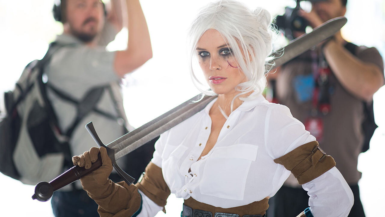 How To Be a Fan With Hex backdrop