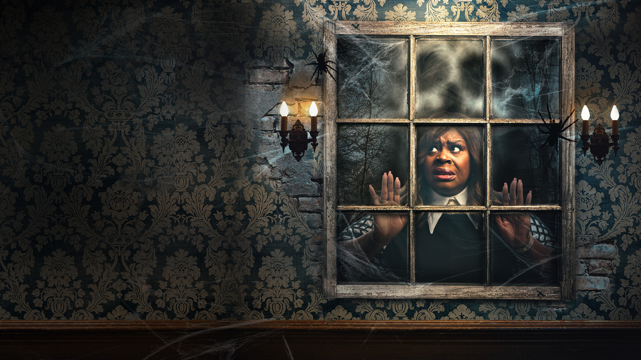 Scariest House in America backdrop