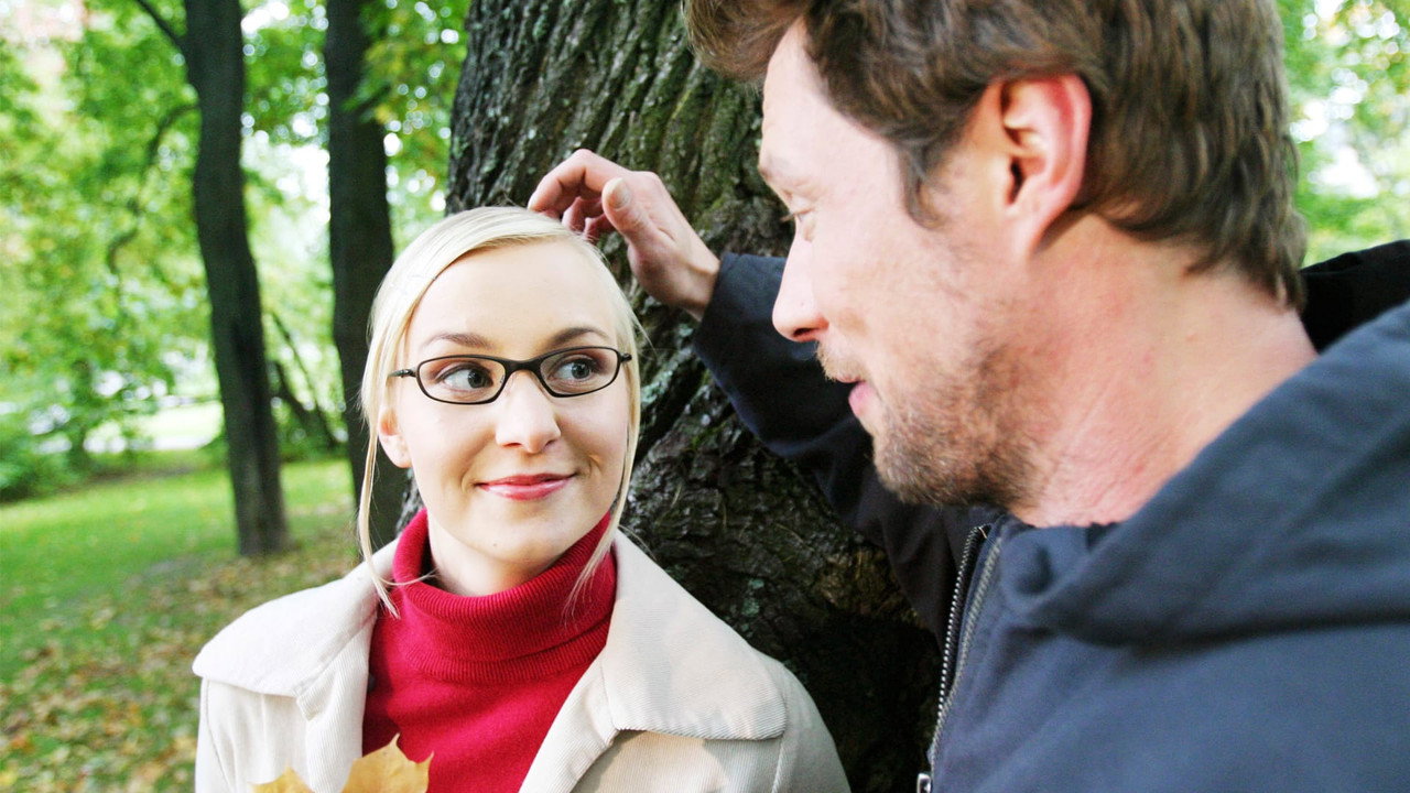 Pieni rakkaustarina backdrop