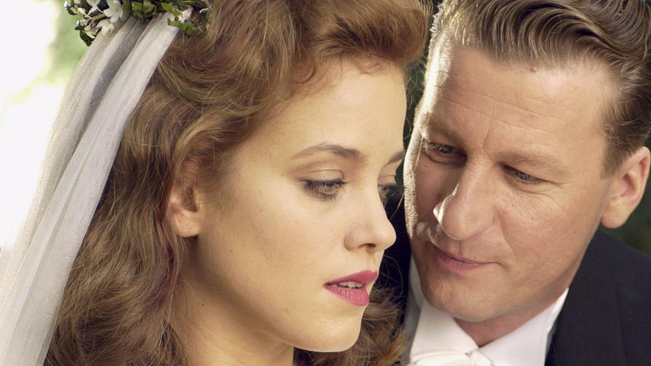 Das Bernstein-Amulett backdrop