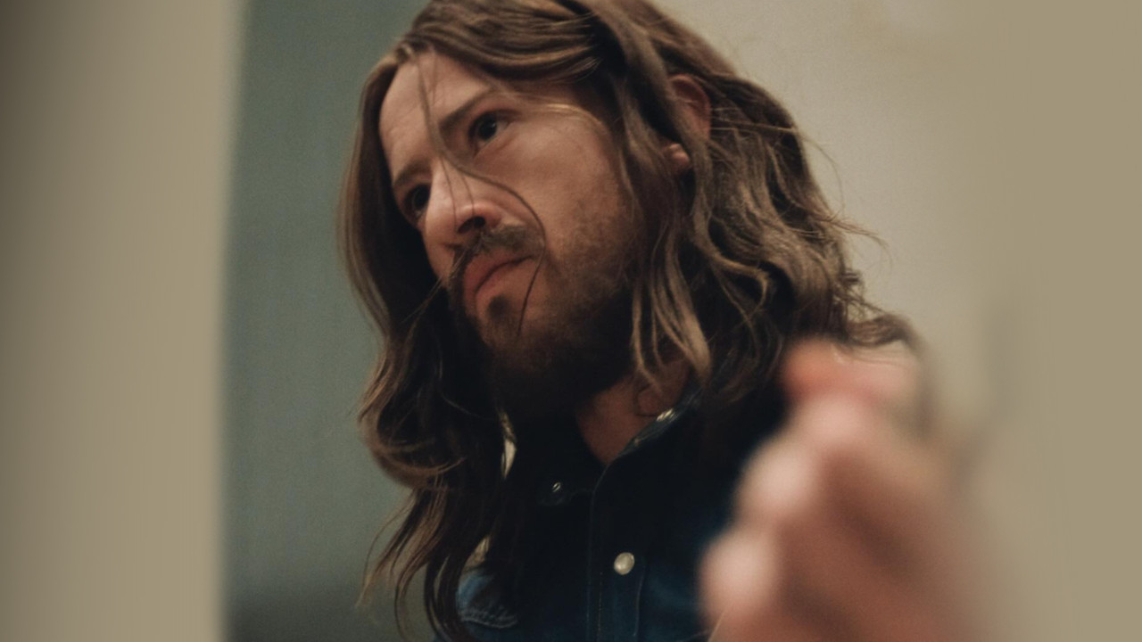 The Beatles: George backdrop