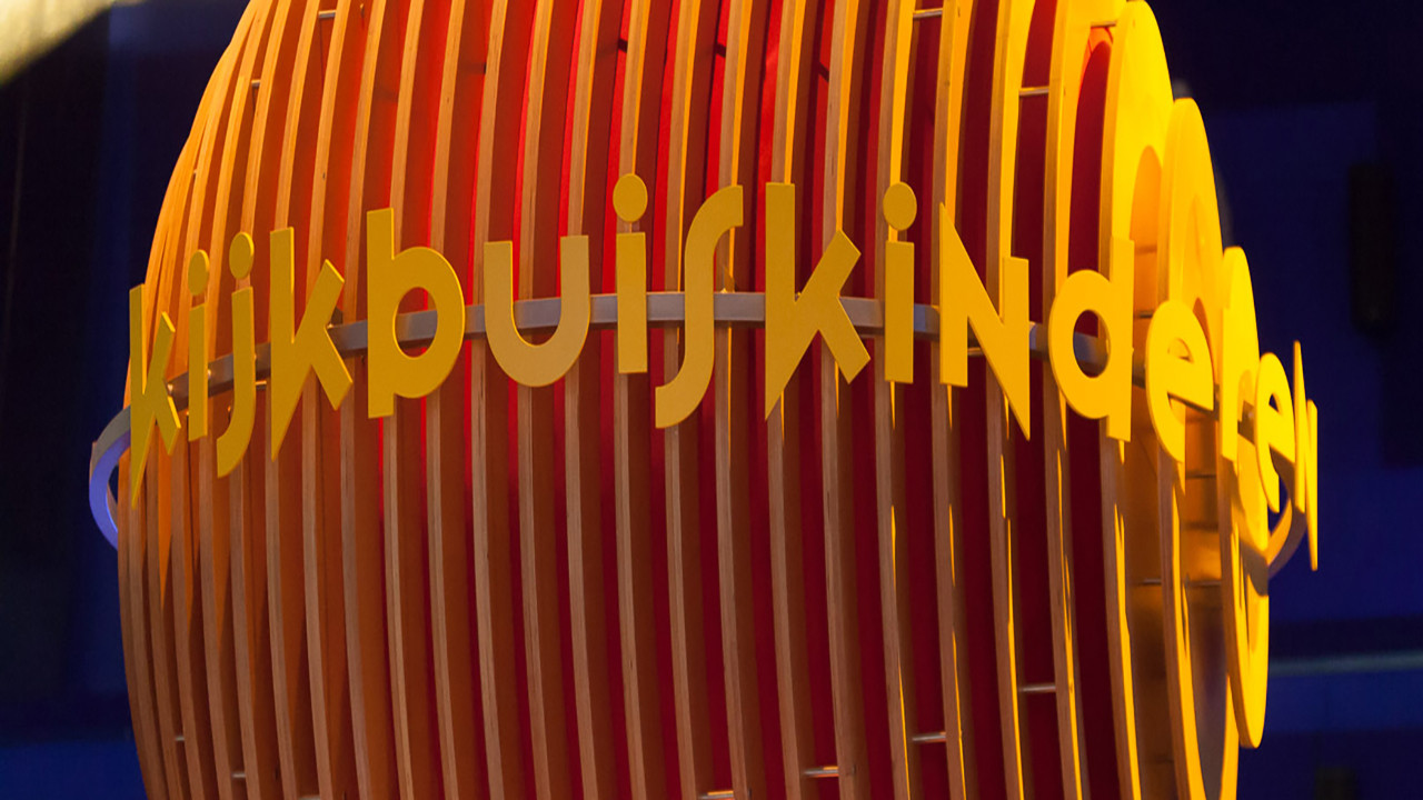 Kijkbuiskinderen backdrop