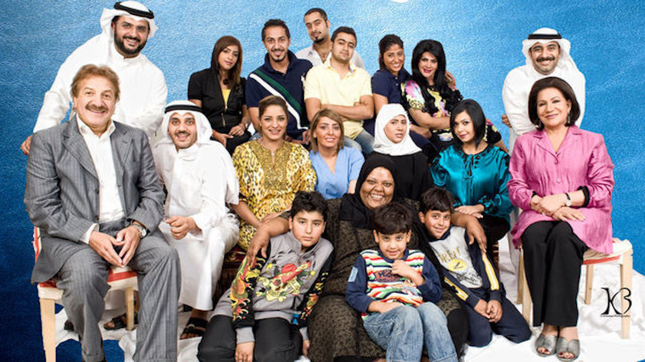 Thursday's Visit backdrop