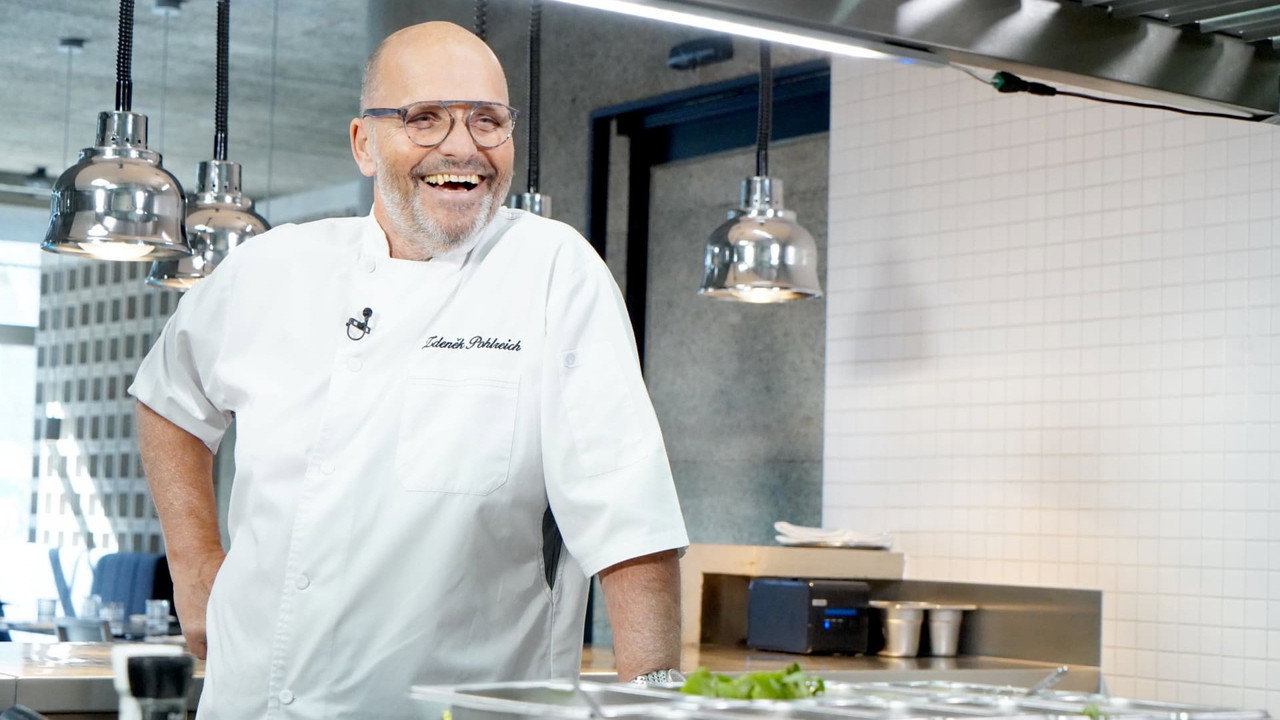 Jak to bylo, šéfe? backdrop