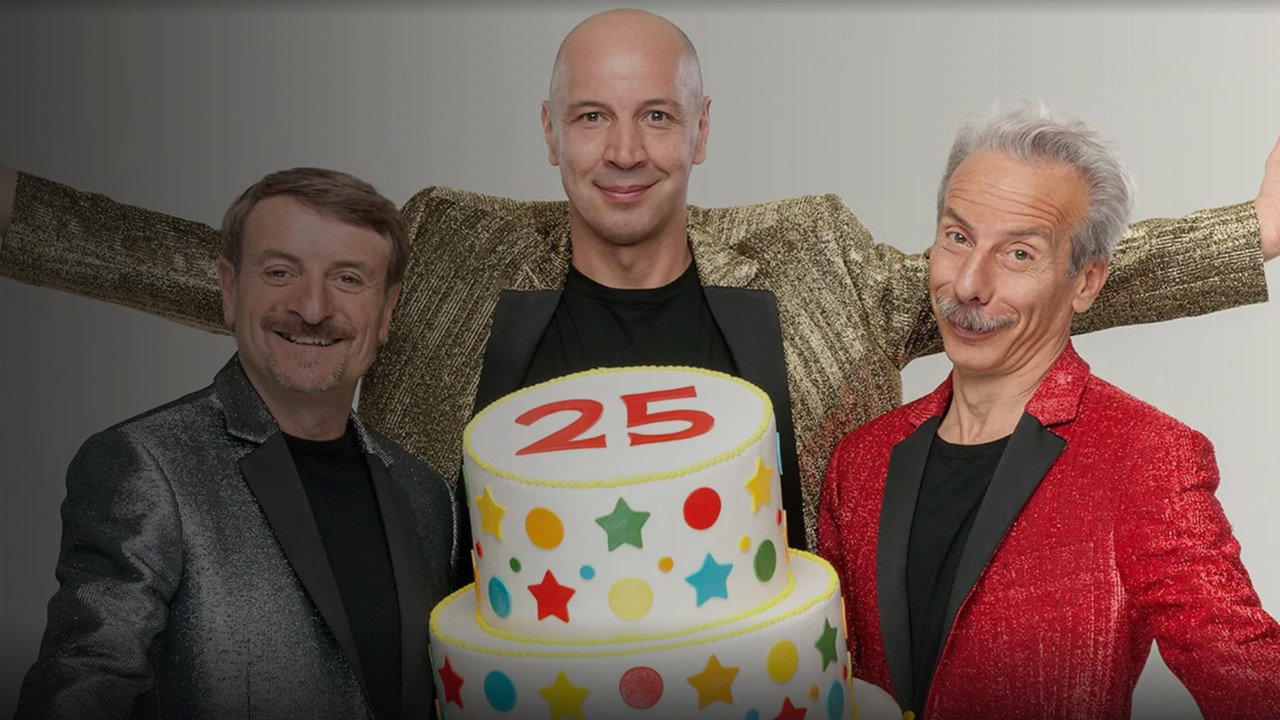 The Best of Aldo, Giovanni E Giacomo backdrop