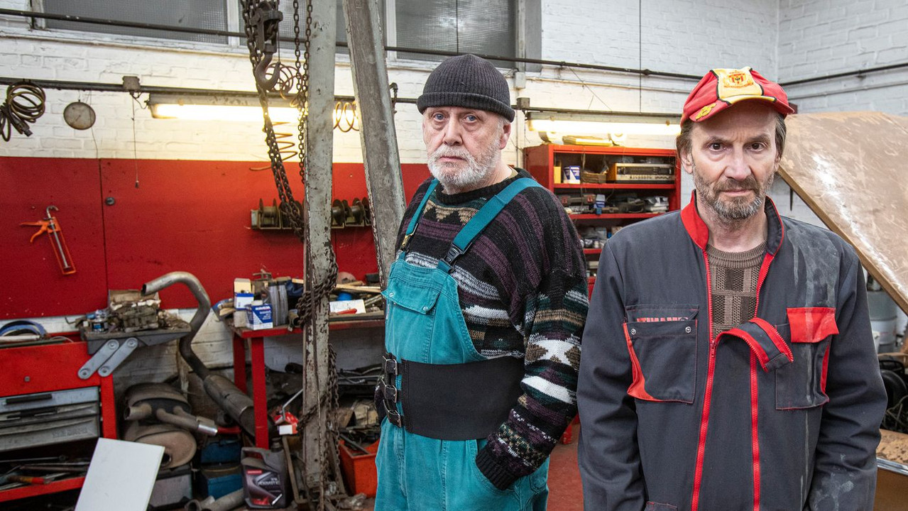 Frakke & Jempie backdrop