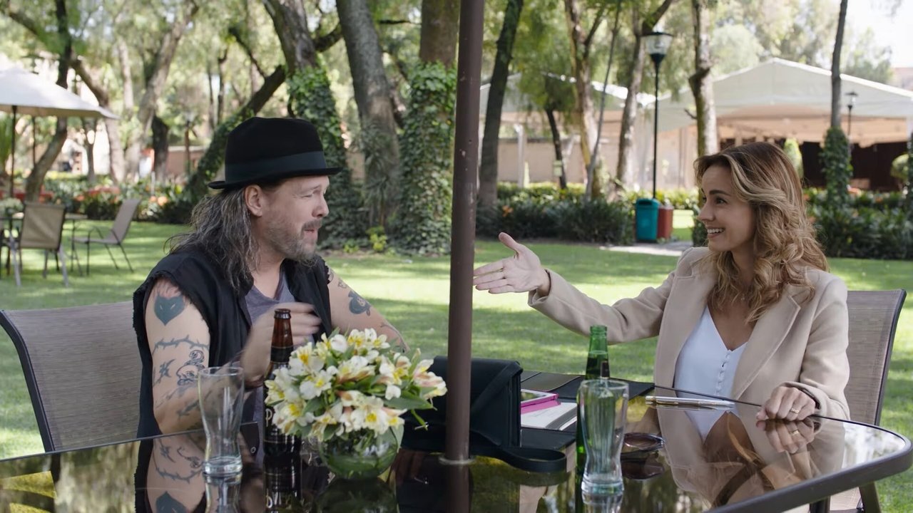 Ni tuyo, ni mía backdrop