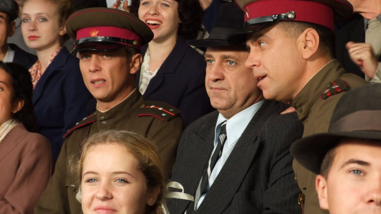 Разведчики. Война после войны backdrop