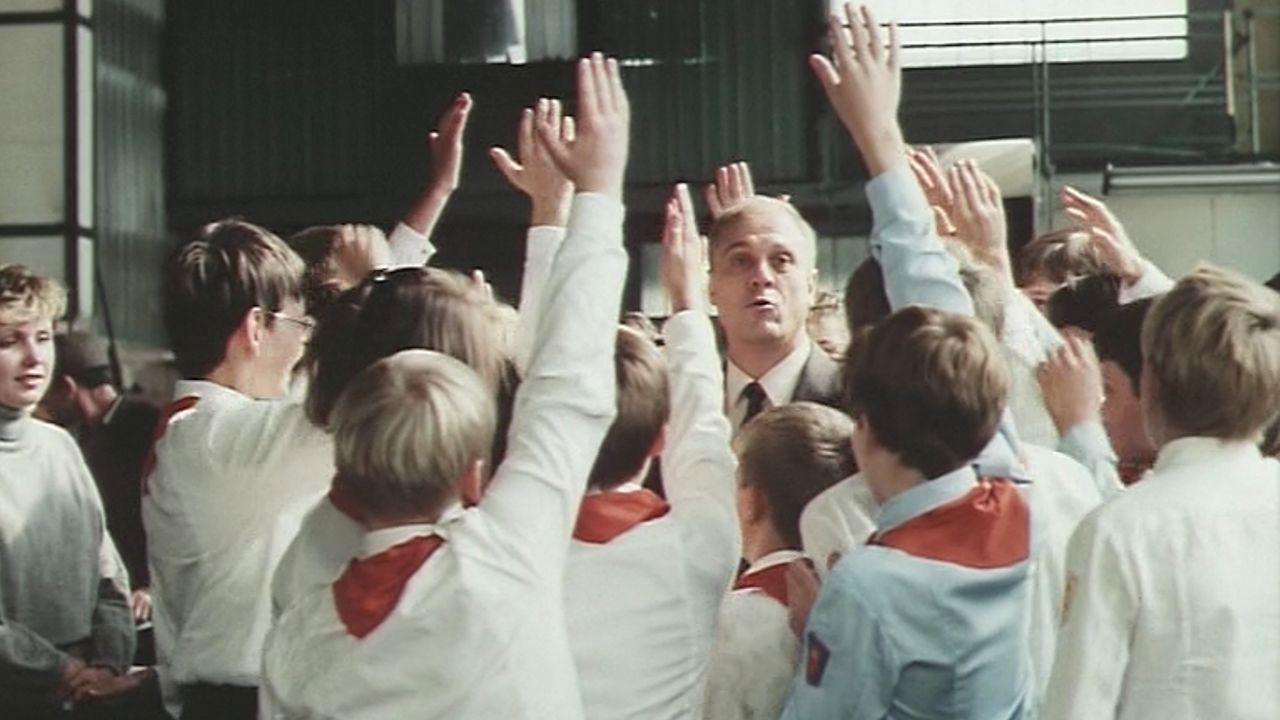 Dear Edison! backdrop