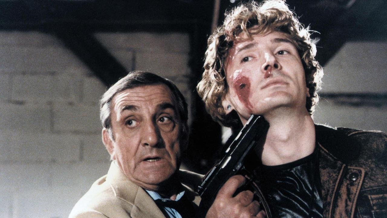 Spy, Stand Up backdrop