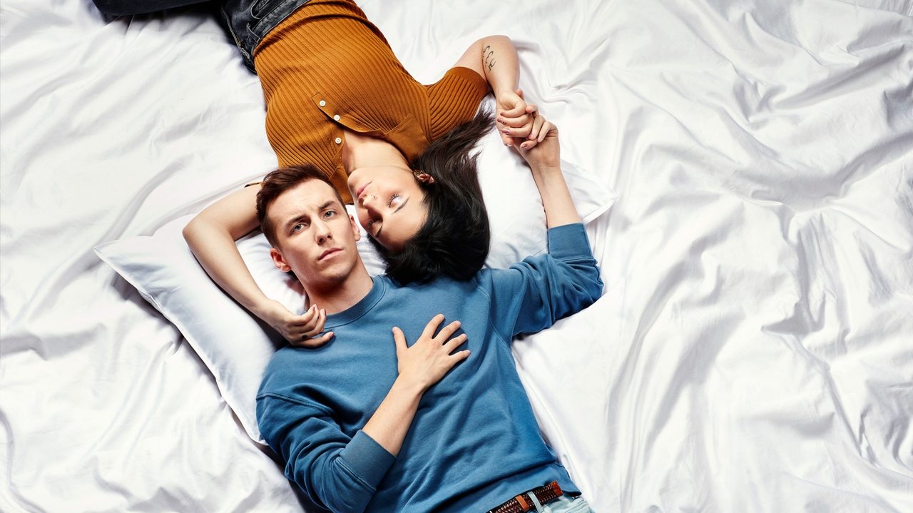 Pour toujours, plus un jour backdrop