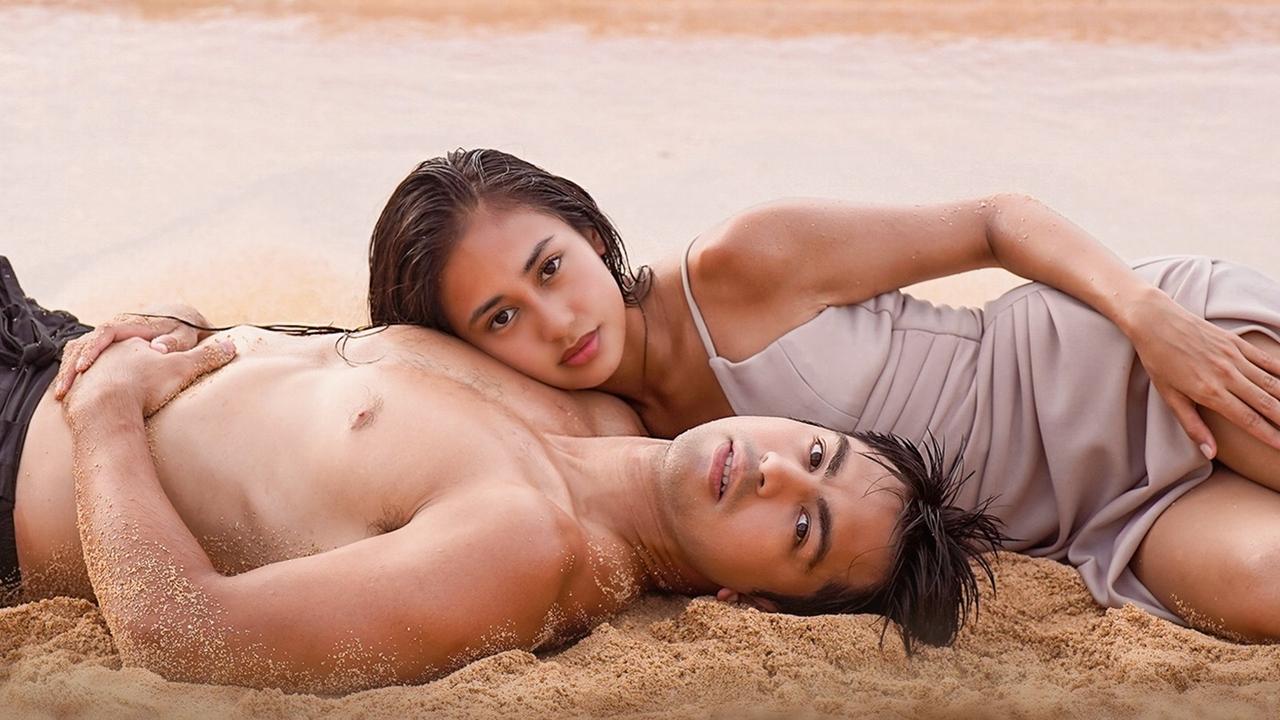 Return to Paradise backdrop